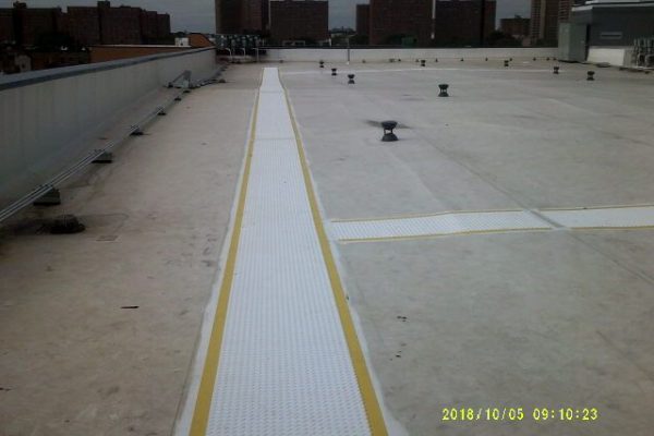 Roofing-Service-Contractor-in-Dallas Top Roofing Service Contractor in Dallas